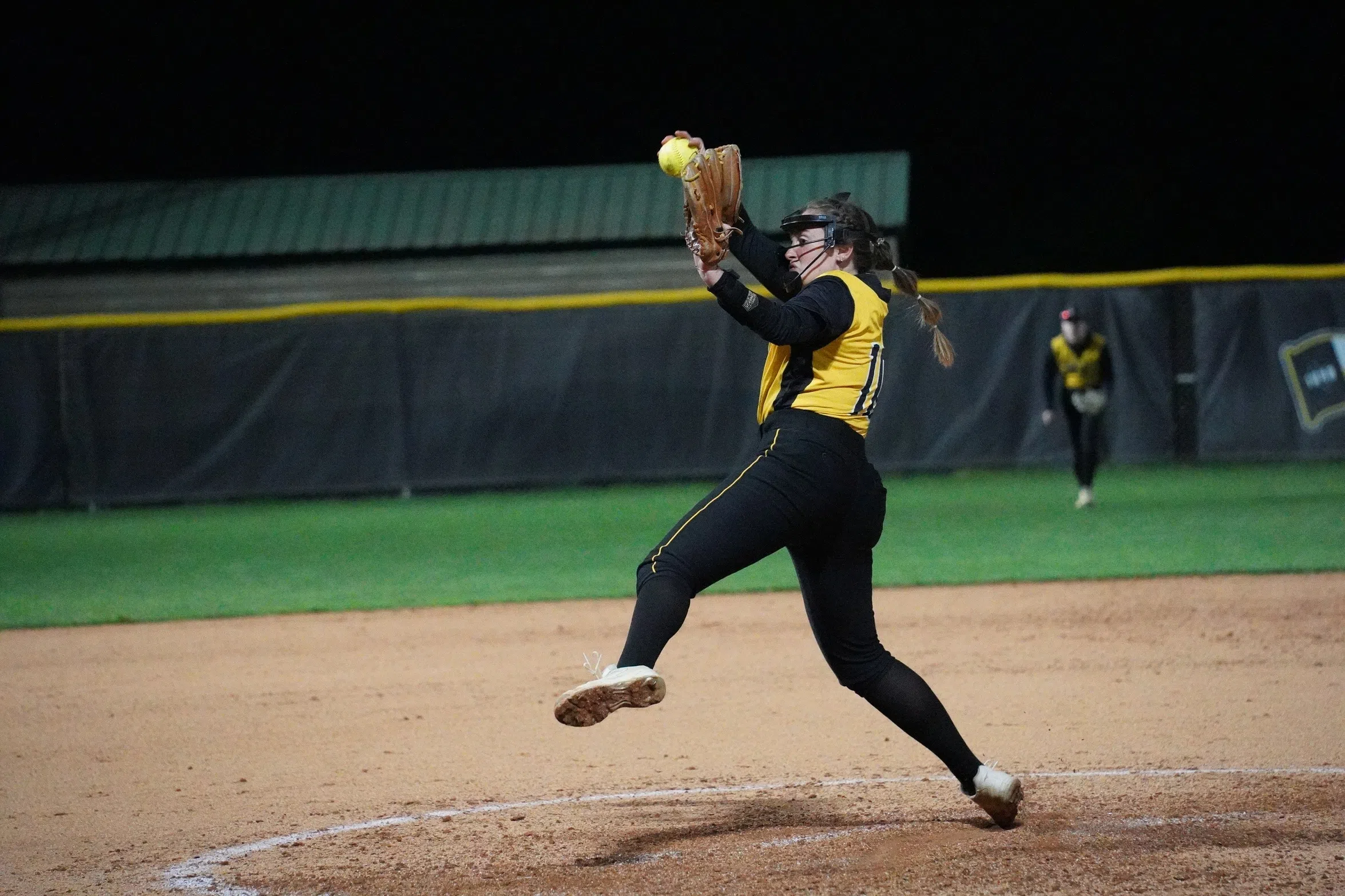 Strother Throws No-Hitter, Offense Explodes as No. 15 Bulldogs Complete Dallas Sweep