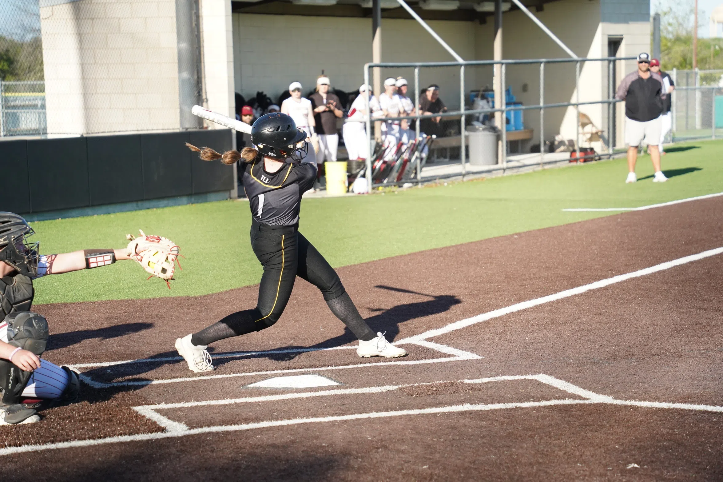 SOFTBALL -- No. 15 Bulldogs Open Austin College Series with 4-1 Win