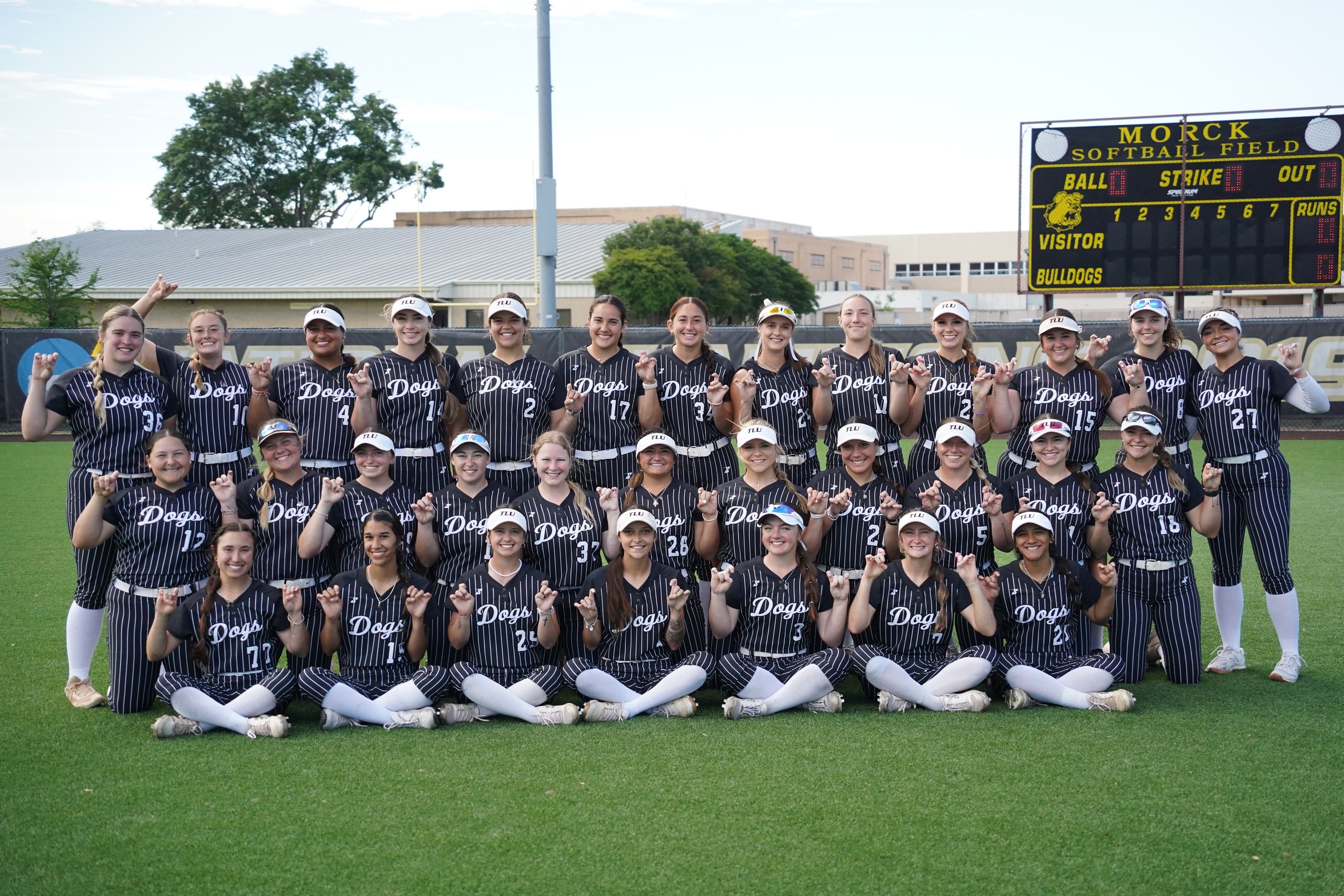 SOFTBALL -- Bulldogs Win Tenth Straight SCAC Title, Sweep St. Thomas