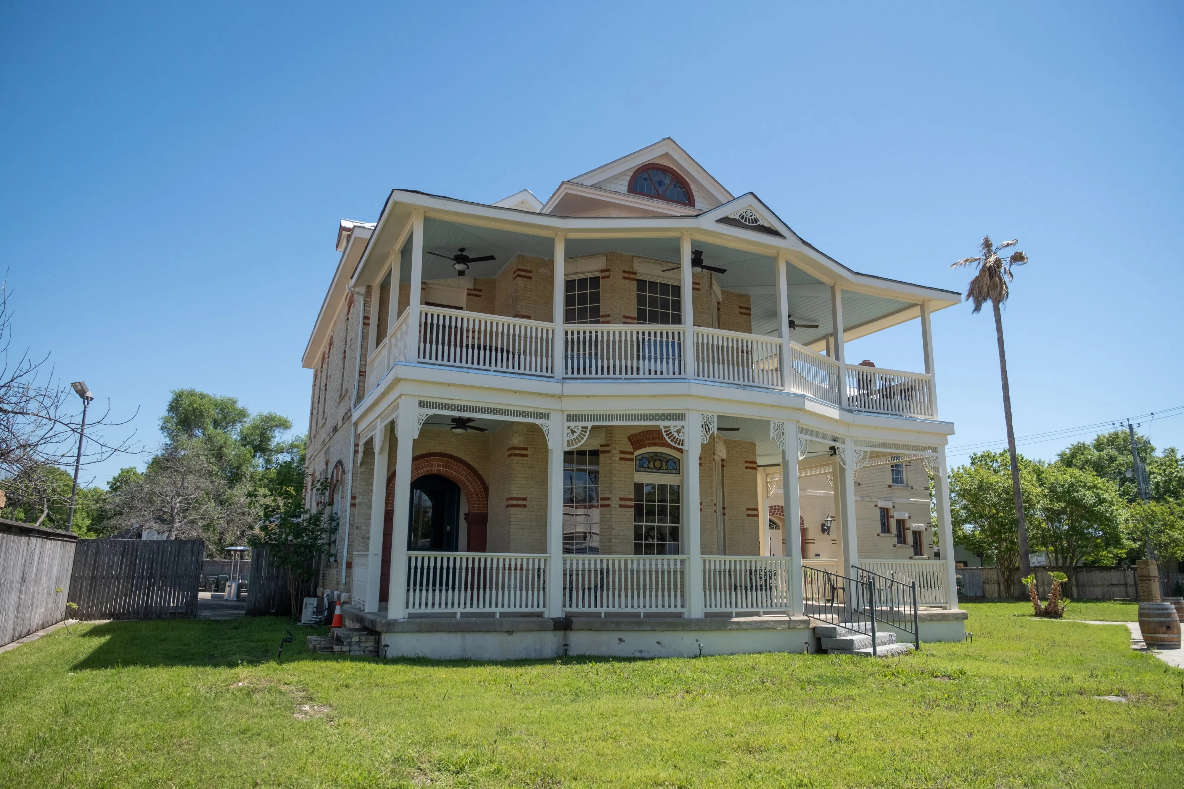 Inside the Mosheim Mansion