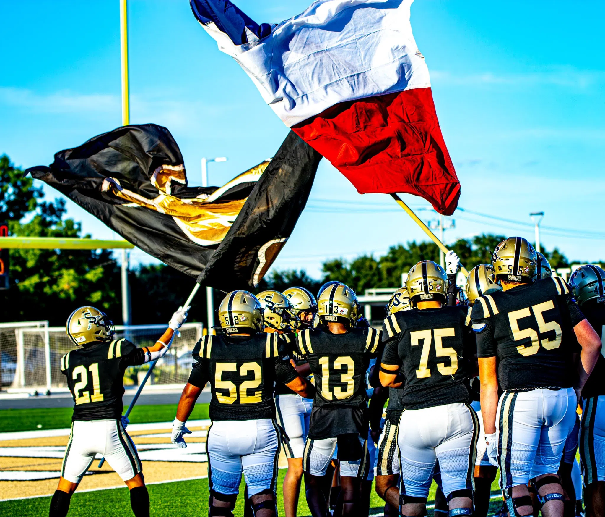 Matadors face Pieper Warriors in first place district battle tonight on KWED