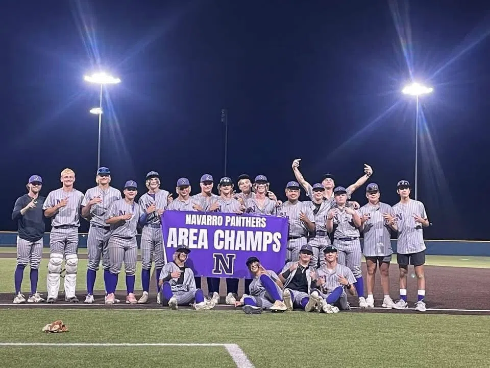 Navarro to face No. 4 Sinton in region semifinals; Seguin and Marion fall in area round