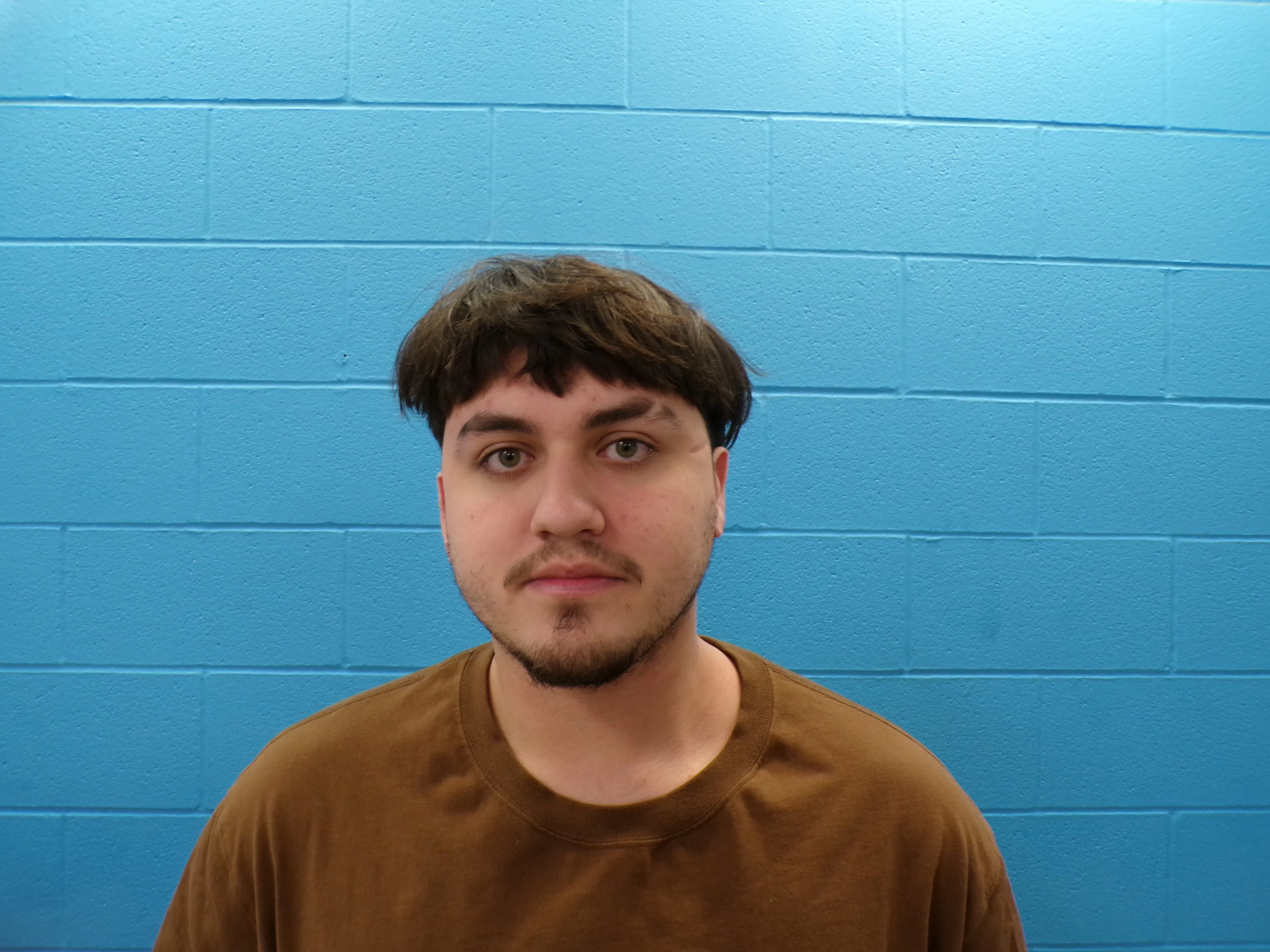 Guadalupe County Sheriff's Office seeks public's help in locating wanted fugitive