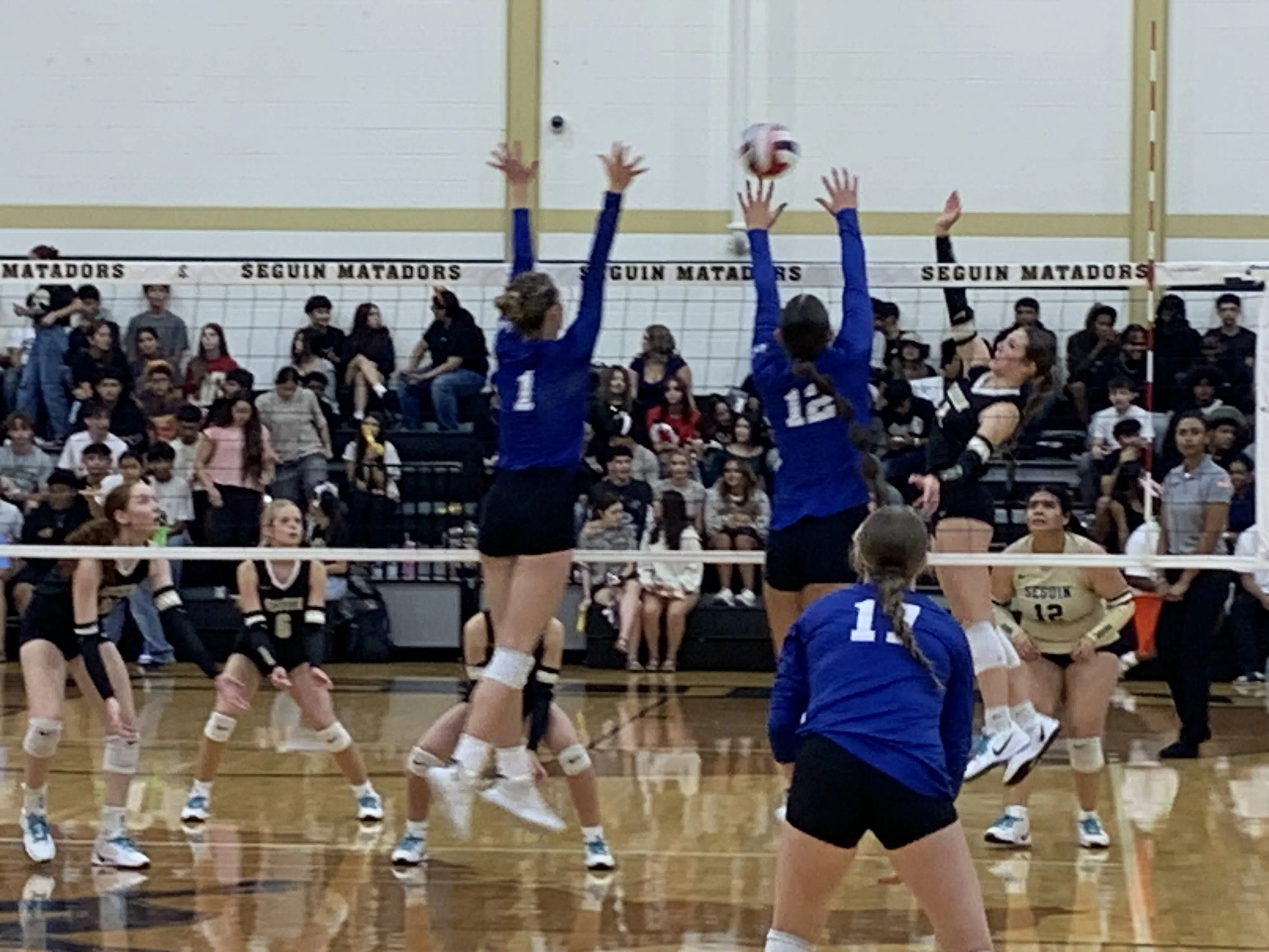 Lady Mats swept by Class 4A 10th-ranked La Vernia; Marion sweeps Class 5A Wagner