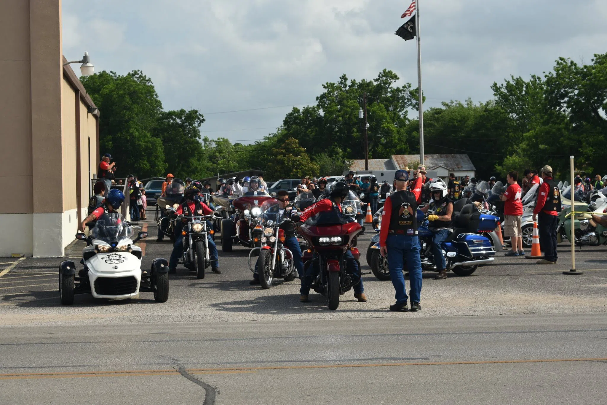 Motorcycle escort to accompany traveling Vietnam Wall into Seguin
