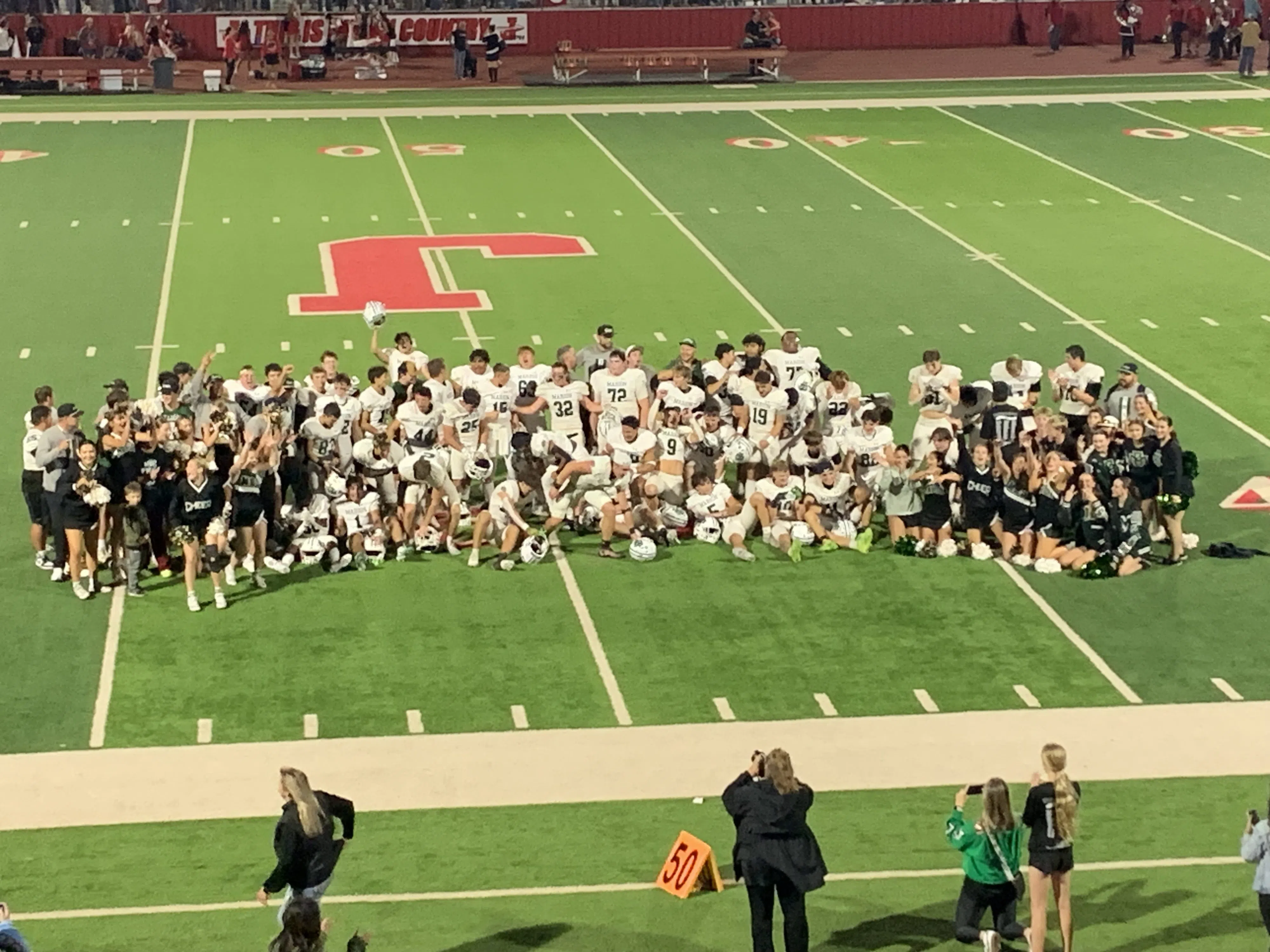 Marion Bulldogs run past Jourdanton in bi-district playoff