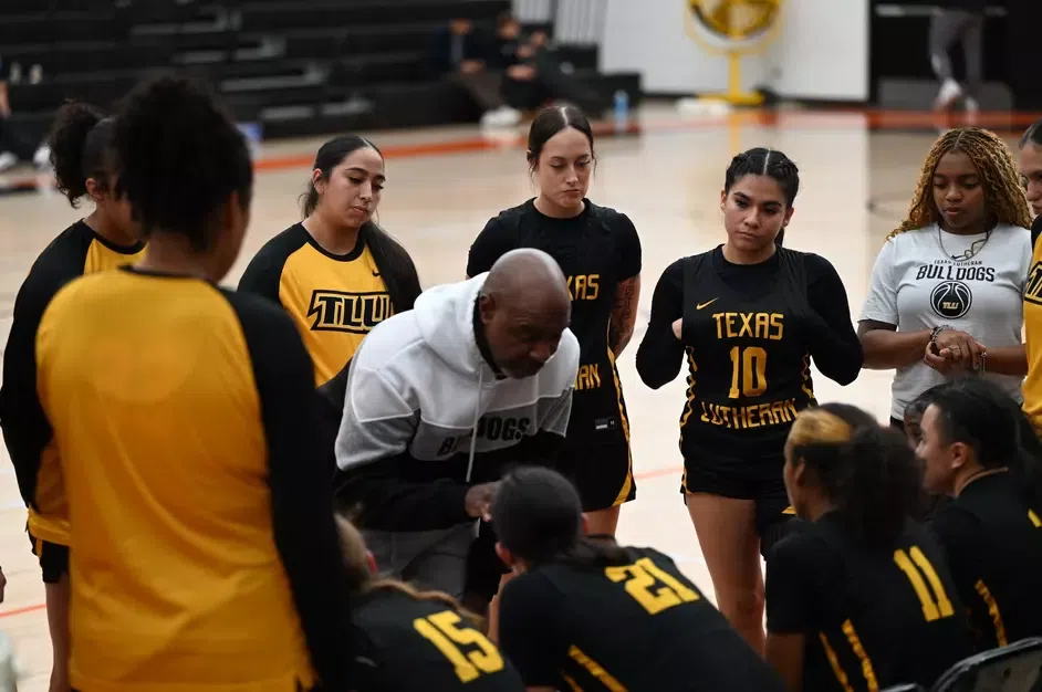 #RV TLU Surges Past Occidental, 75-54