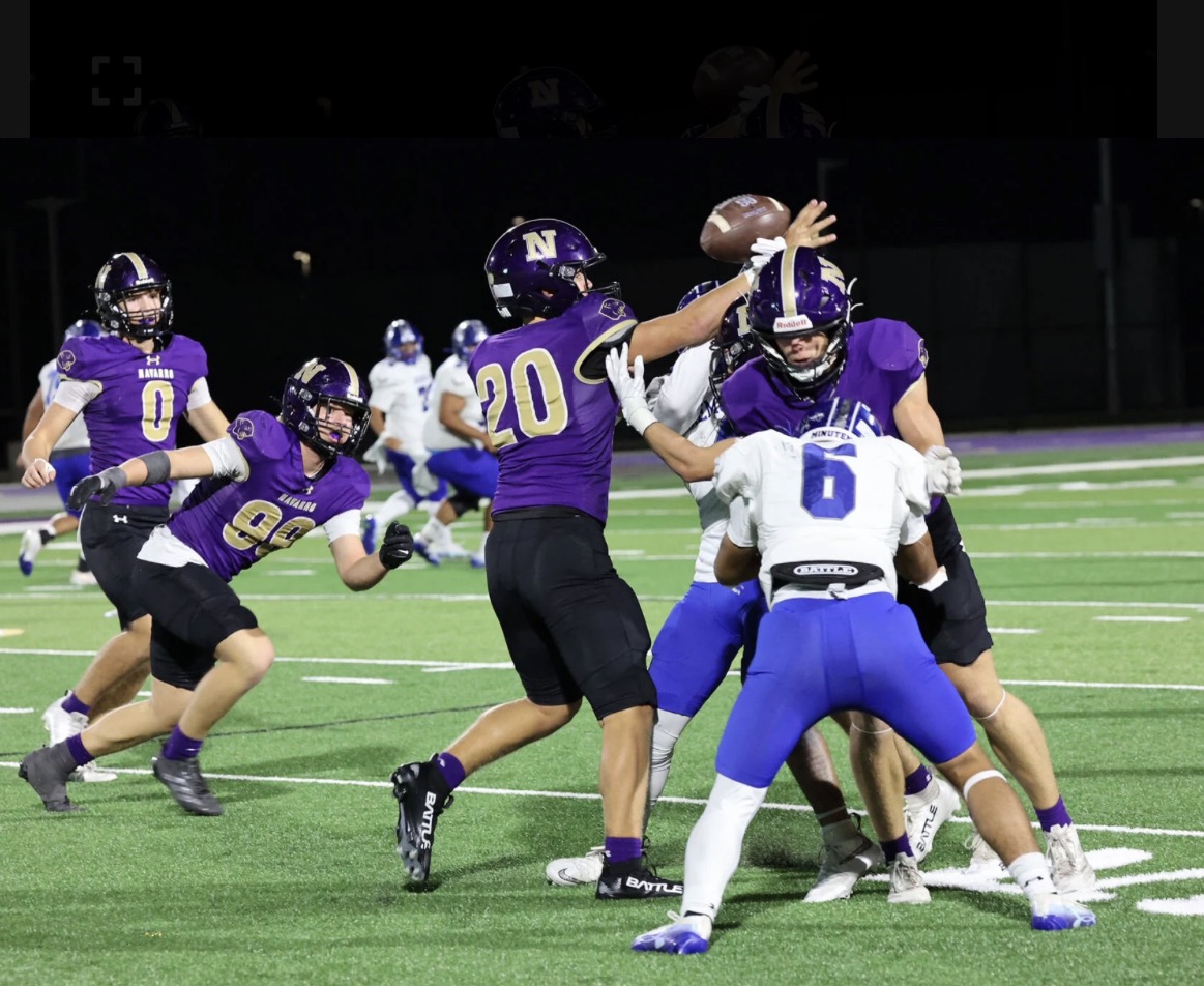 Navarro's Rise Meets Undefeated Cuero with District Lead on the Line