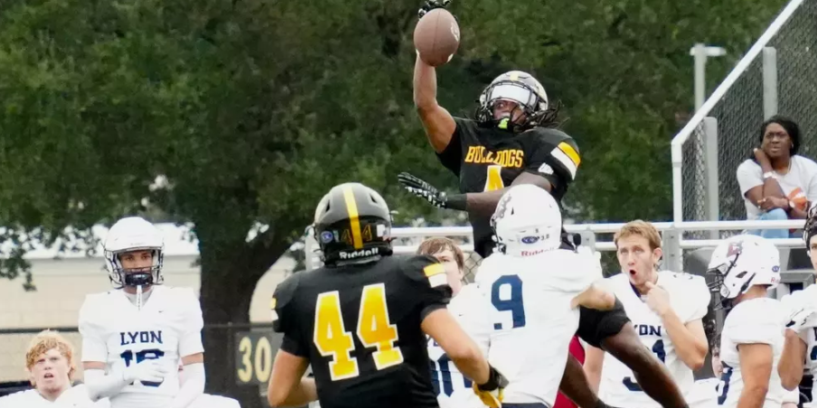 Johnson recognized as part of SCAC Weekly Awards