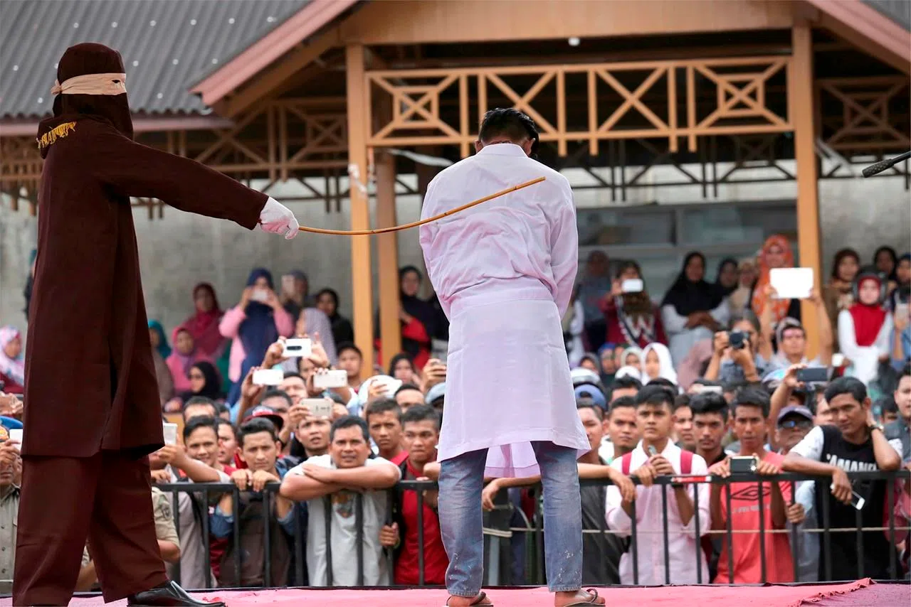 2 men in Indonesia caned dozens of times for gay sex | battlefordsNOW