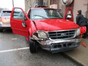 Truck hits North Vernon building