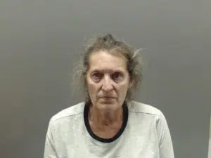 Police arrest suspected drug dealers, seize cash and drugs