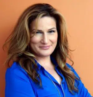 Ana Gasteyer is next at Cabaret at The Commons