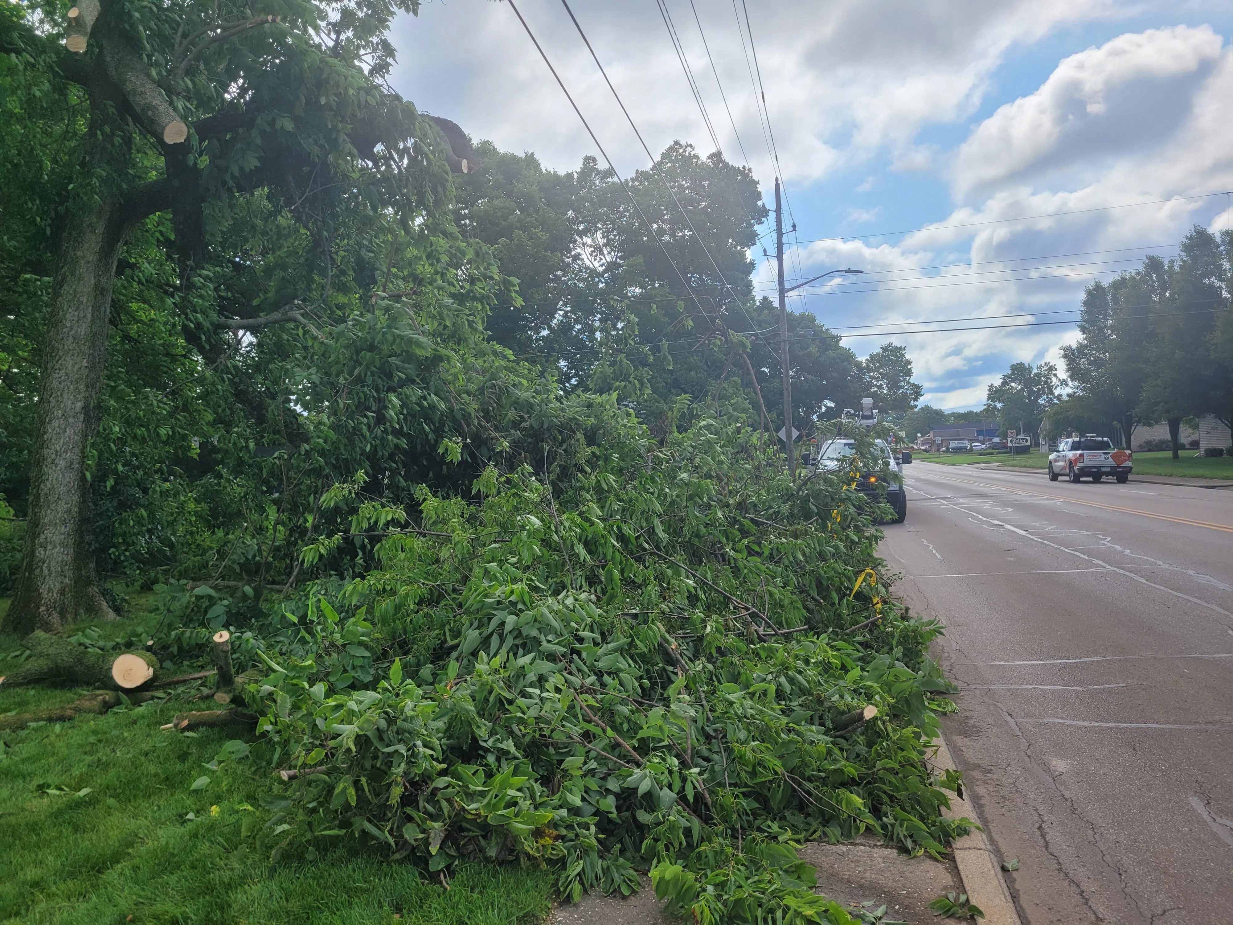 Over 1000 are still without power in Bartholomew County