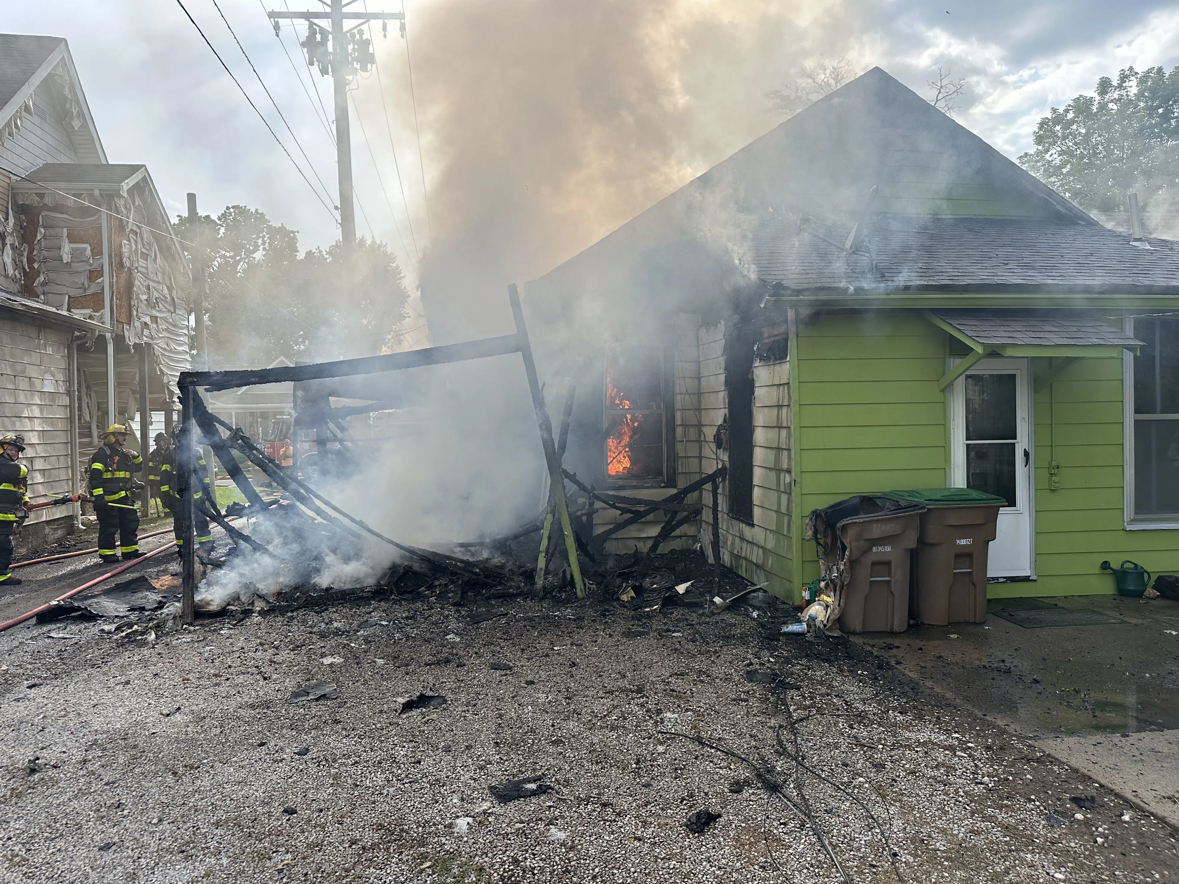 Columbus Fire Department investigates Chestnut Street blaze