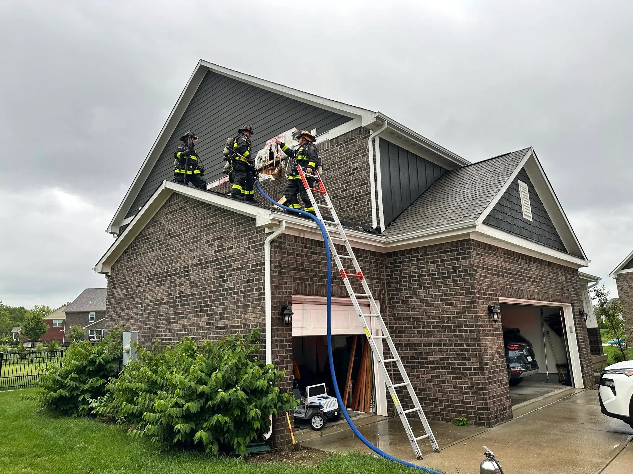 Bargersville, Greenwood Fire crews fight 2 residential fires