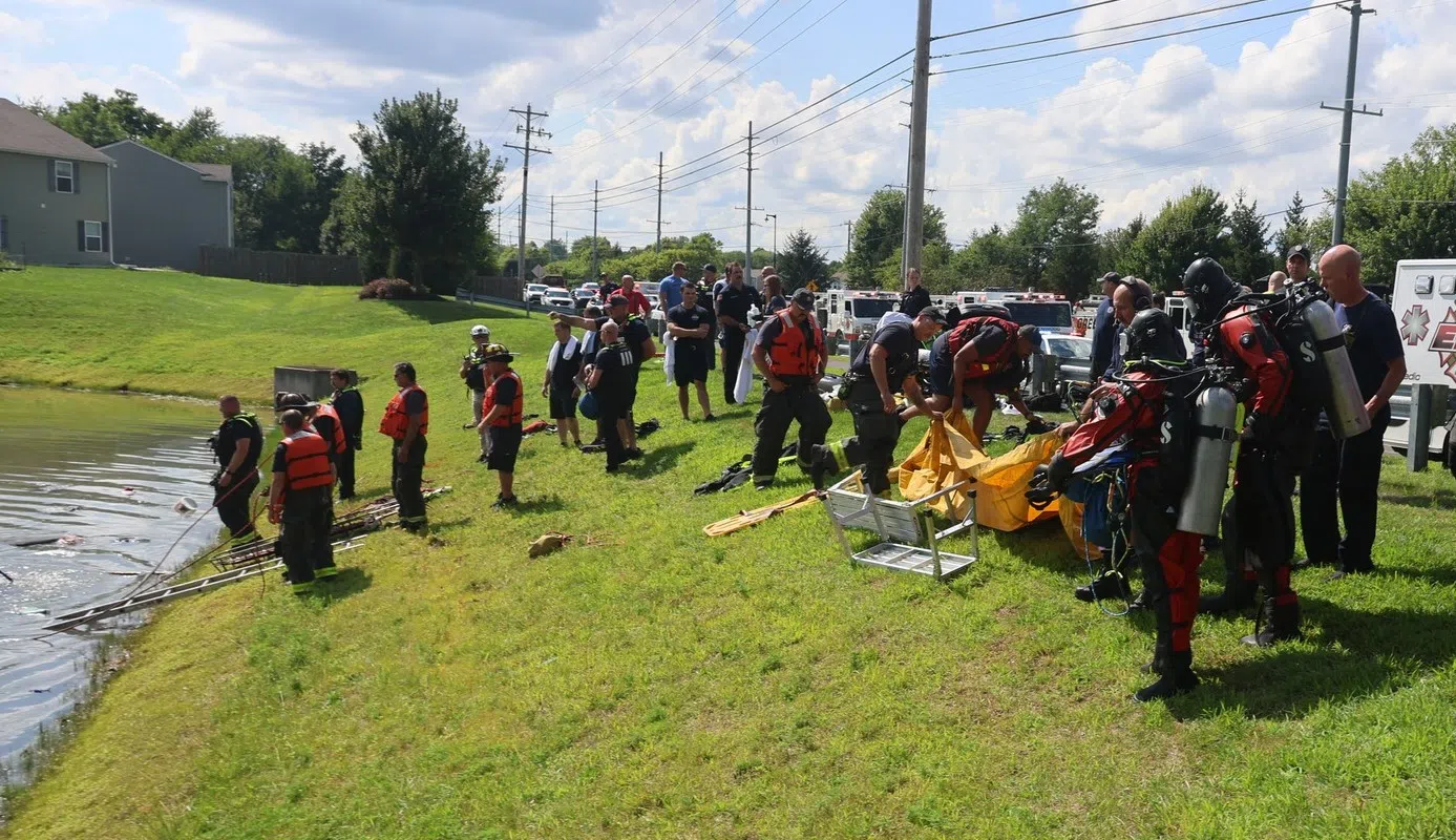 Driver dead after crashing into Worthsville Road pond