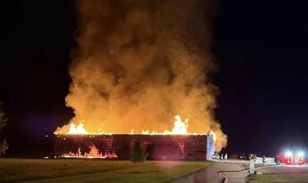 Bargersville firefighters help put out Morgan County barn fire