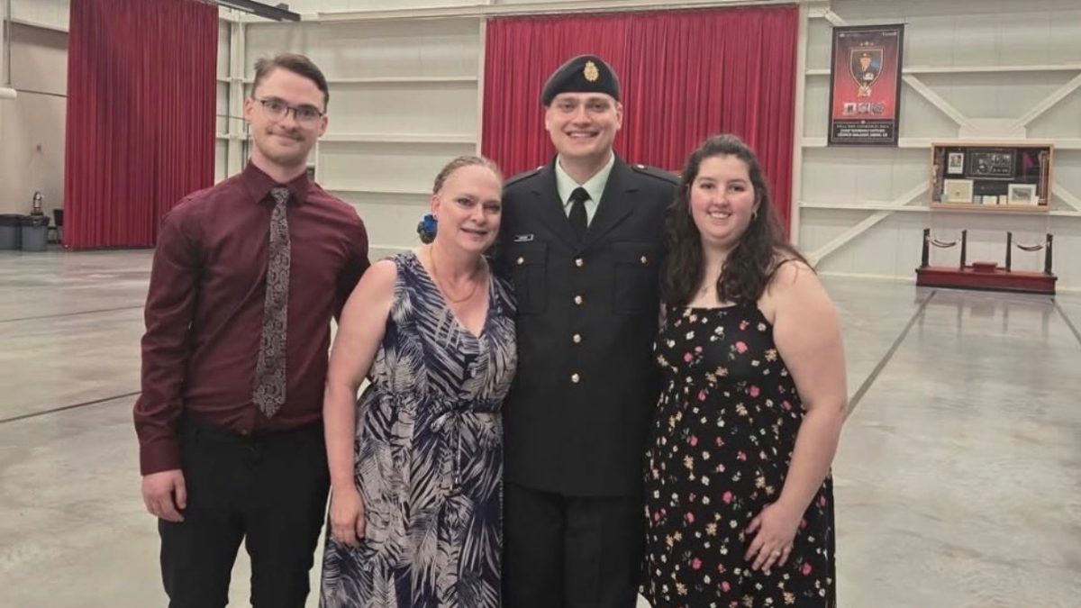 Central Albertans rally behind Red Deer soldier critically injured in fire at CFB Wainwright
