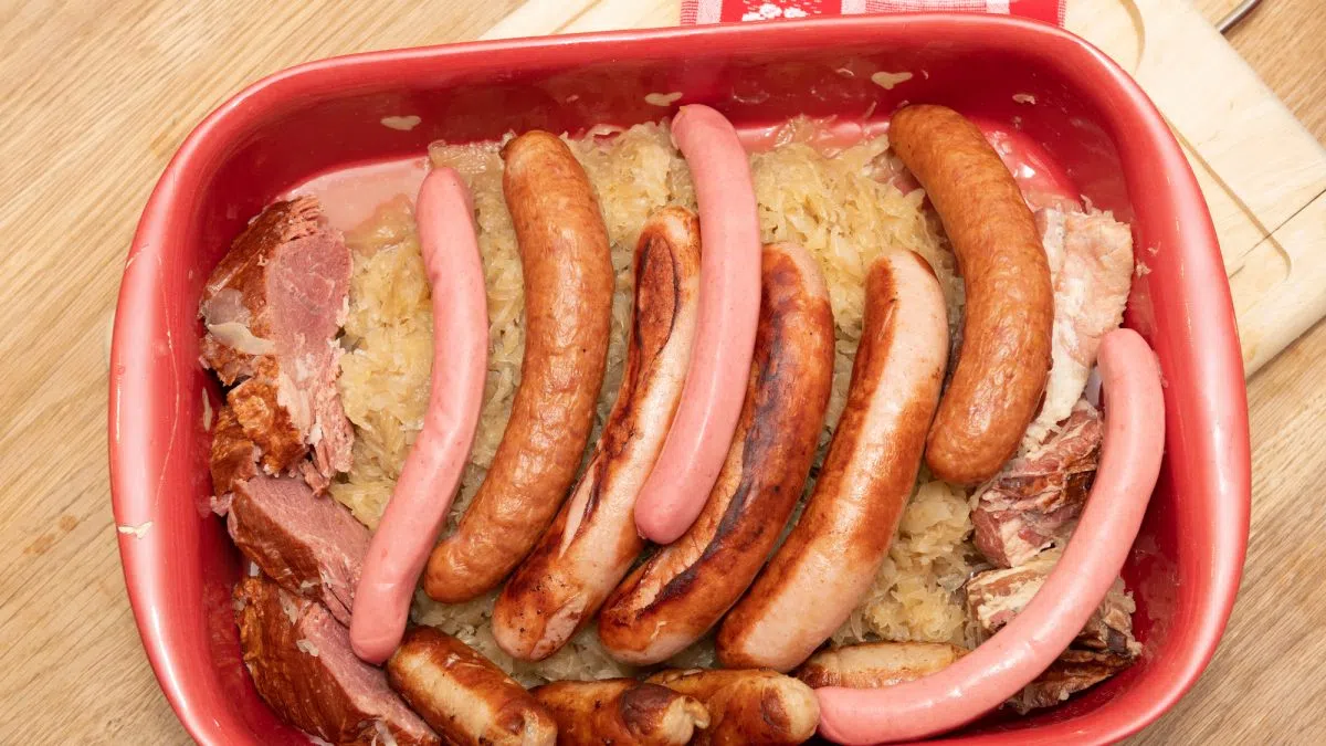 Bratwurst’s Natural Partner – Sauerkraut – Getting Wisconsin HQ