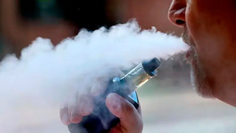 Alberta government to review vaping rules as number of young users