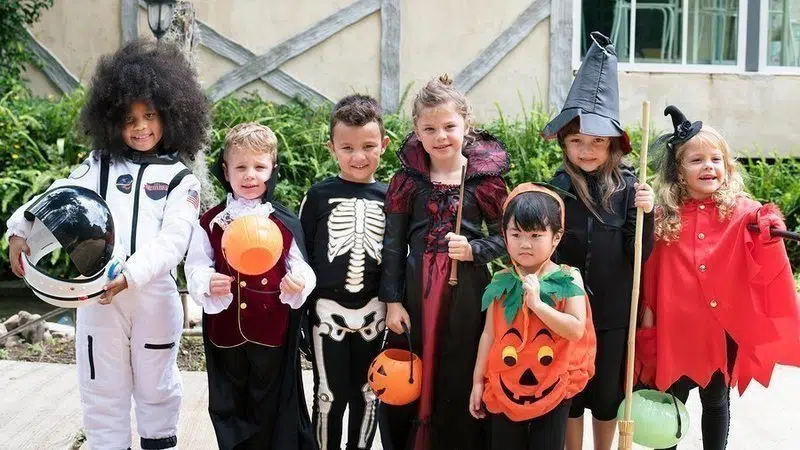 Group Calls for 'National Trick-or-Treat Day'