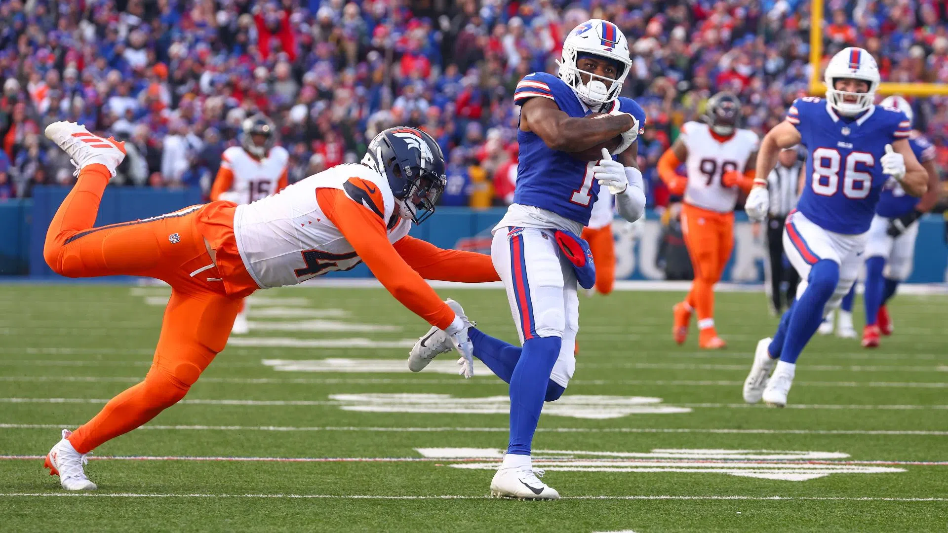 Bills Tame the Broncos to Advance in NFL Playoffs