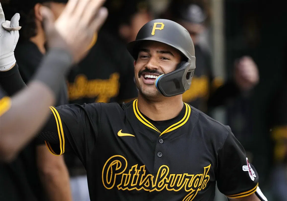 Gonzales Stays Hot in Pirates Loss