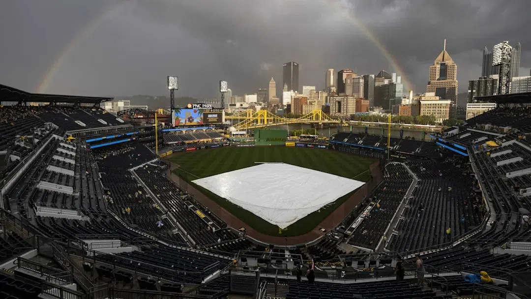 Extended Rain Delay Extends Pirates' Losing Ways