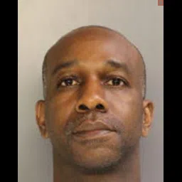 Man Charged with Threatening Woman with Knife at Veterans Square Sunday