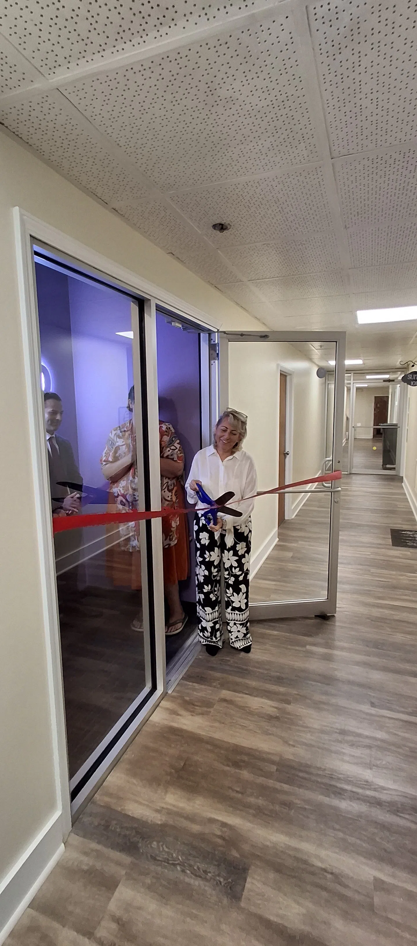 Ribbon Cut on HALO Day Spa in Cuba