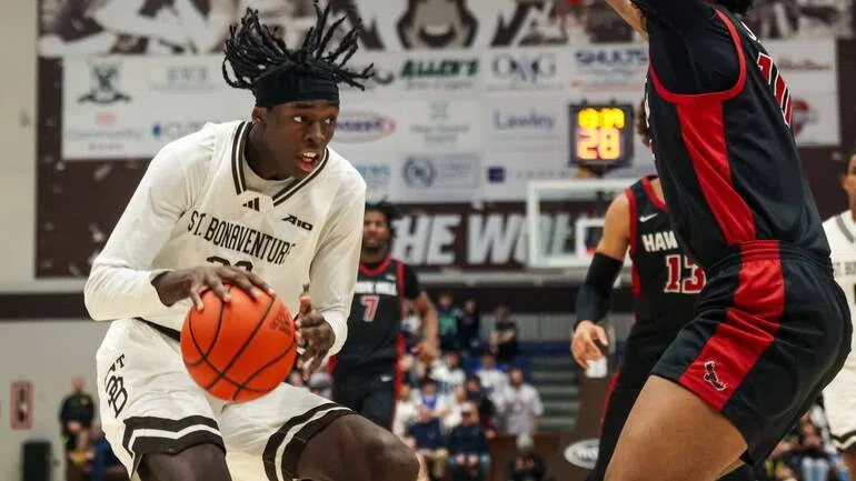 Bonnies Come Up Short Against St. Joseph's