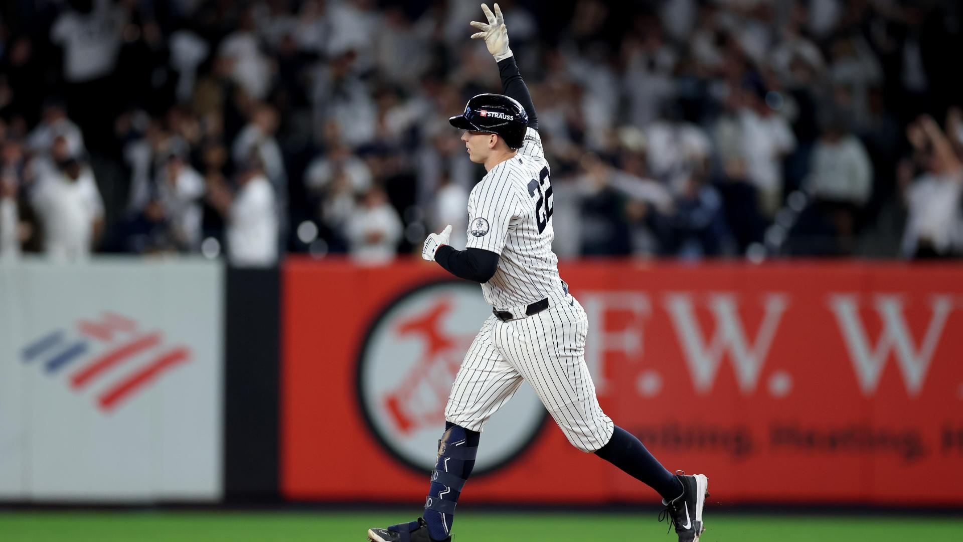 Yanks Blow Out Sox in ALWCS Game 1
