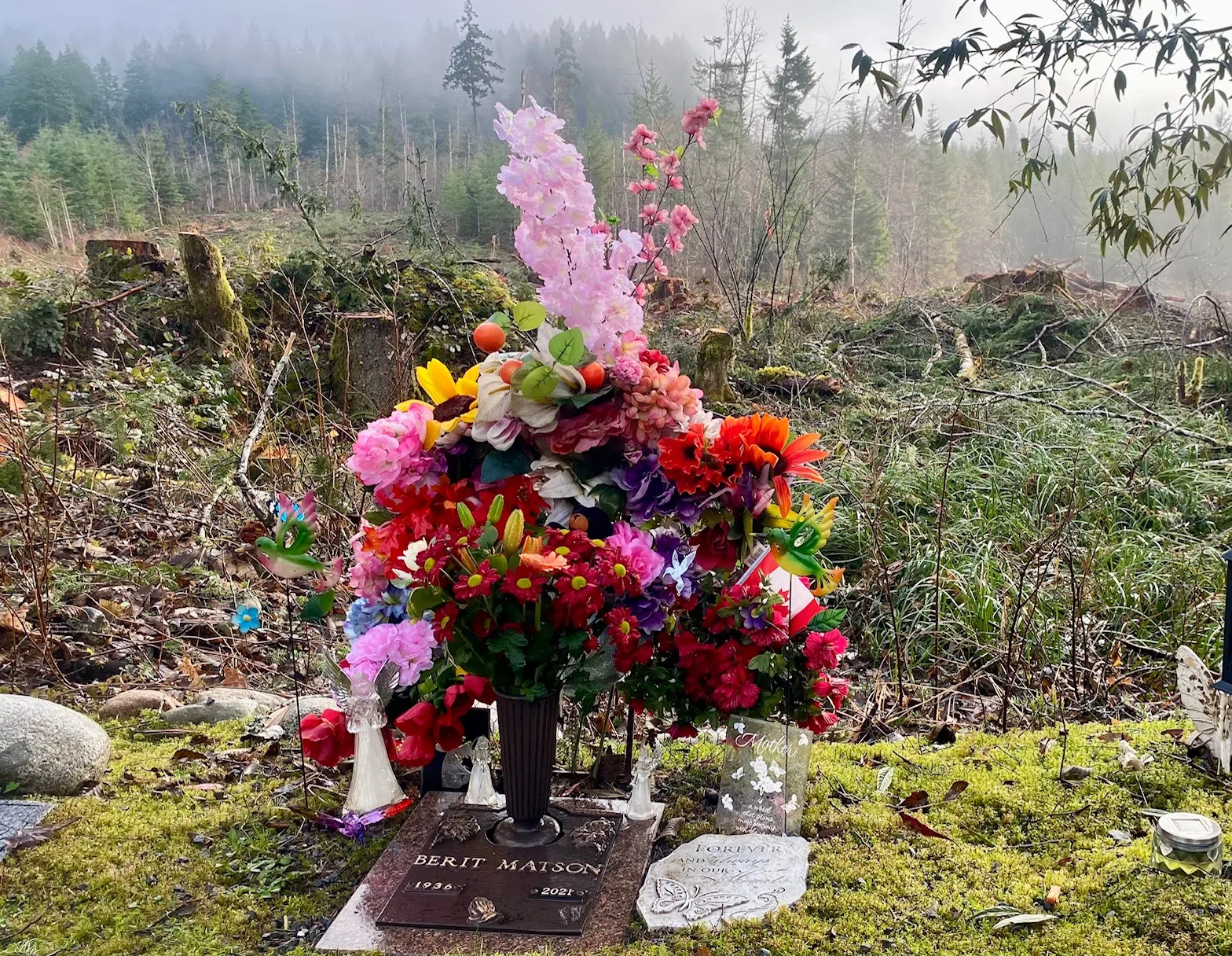 Port Coquitlam Municipal Cemetery in Port Coquitlam, British Columbia -  Find a Grave Cemetery