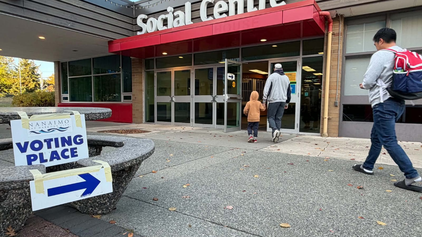 Municipal voter turnout up across Nanaimo & Oceanside