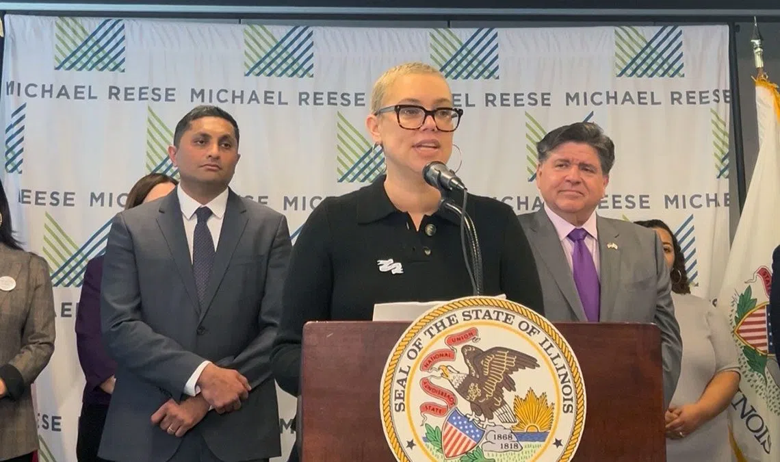 As Illinois increasingly becomes destination for abortion access, a new public-private partnership emerges