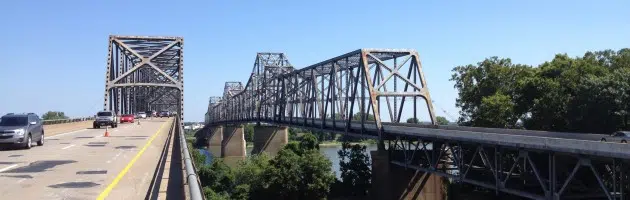 Lane Restrictions on Continue on Twin Bridges