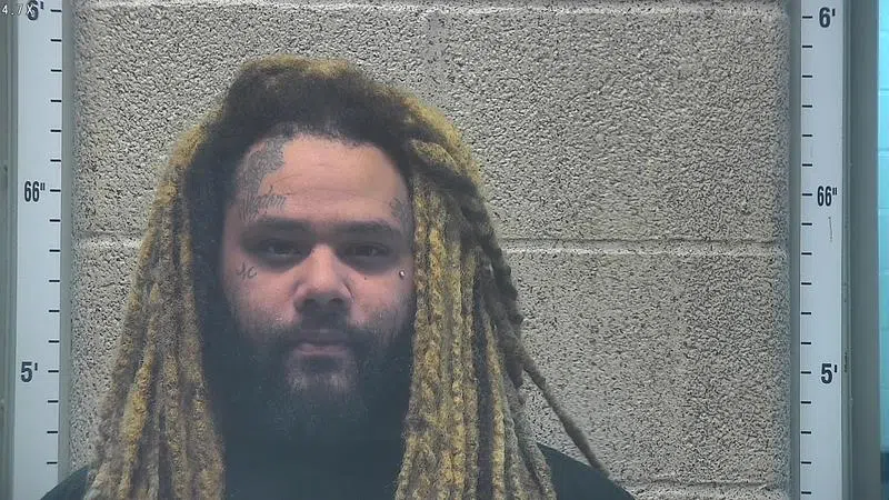 Evansville Man Arrested on Weapon Charge