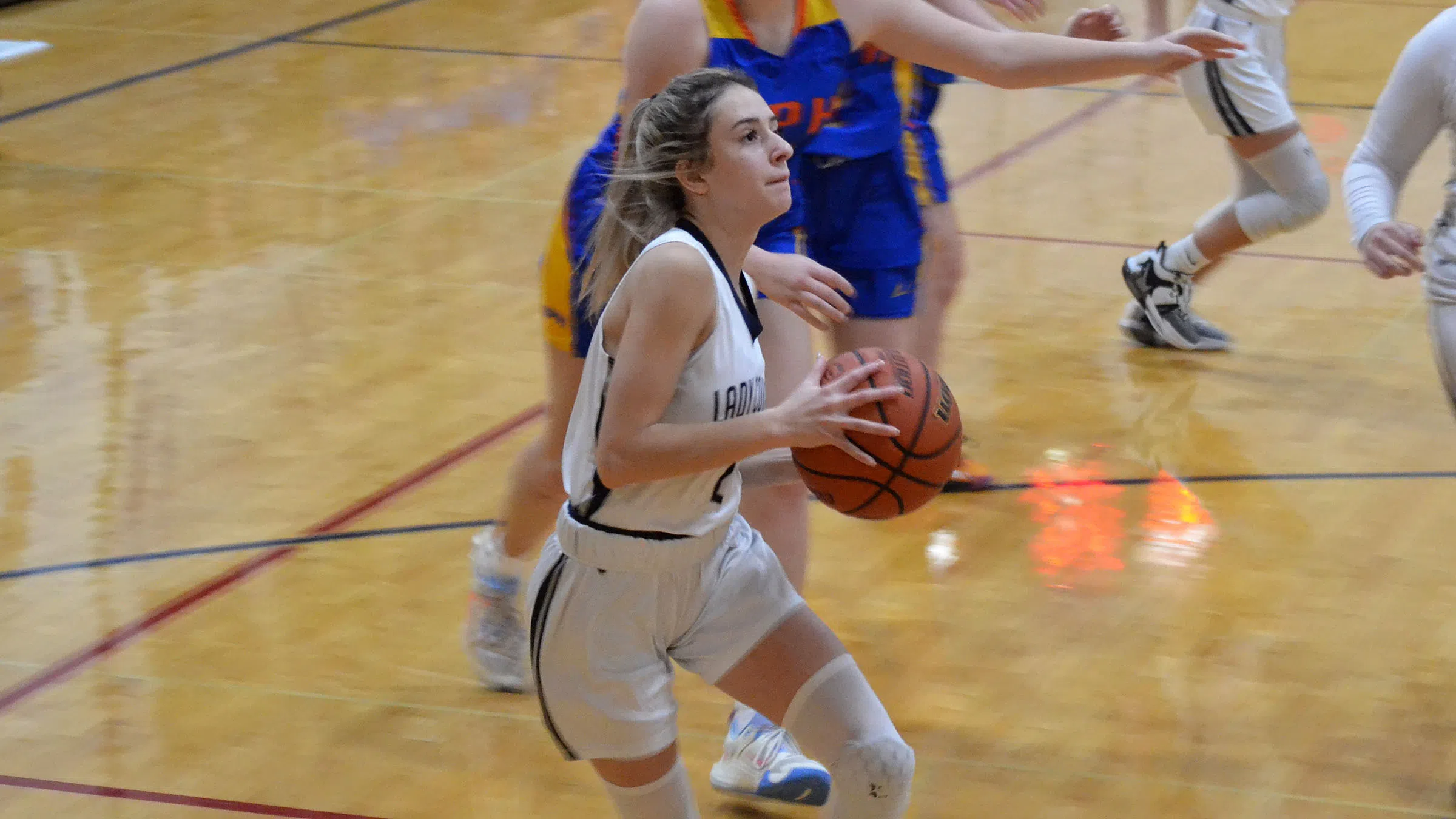 Lady Cougars Get Win Over Sandoval