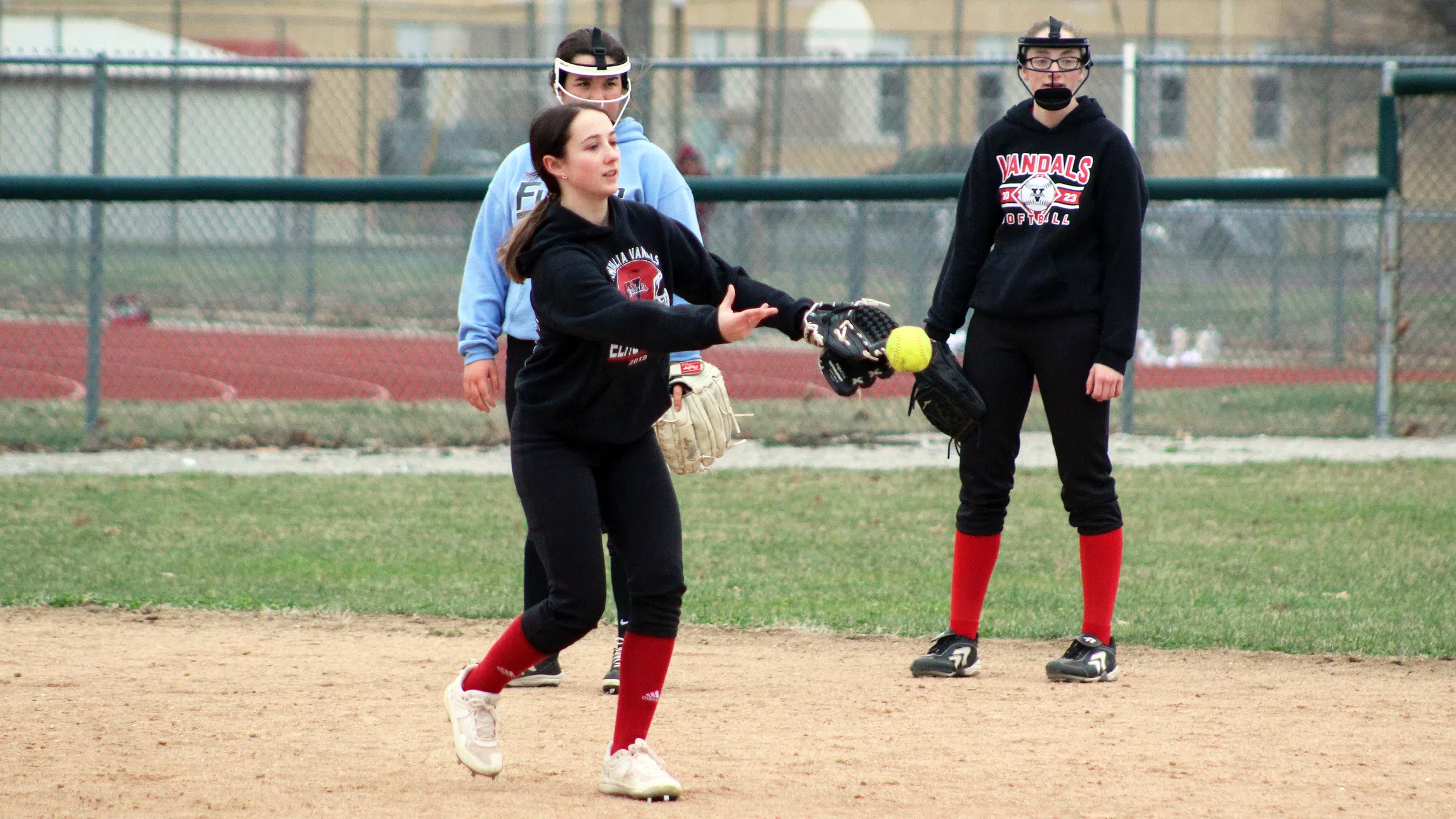 Lady Vandals softball excited for the season despite low numbers