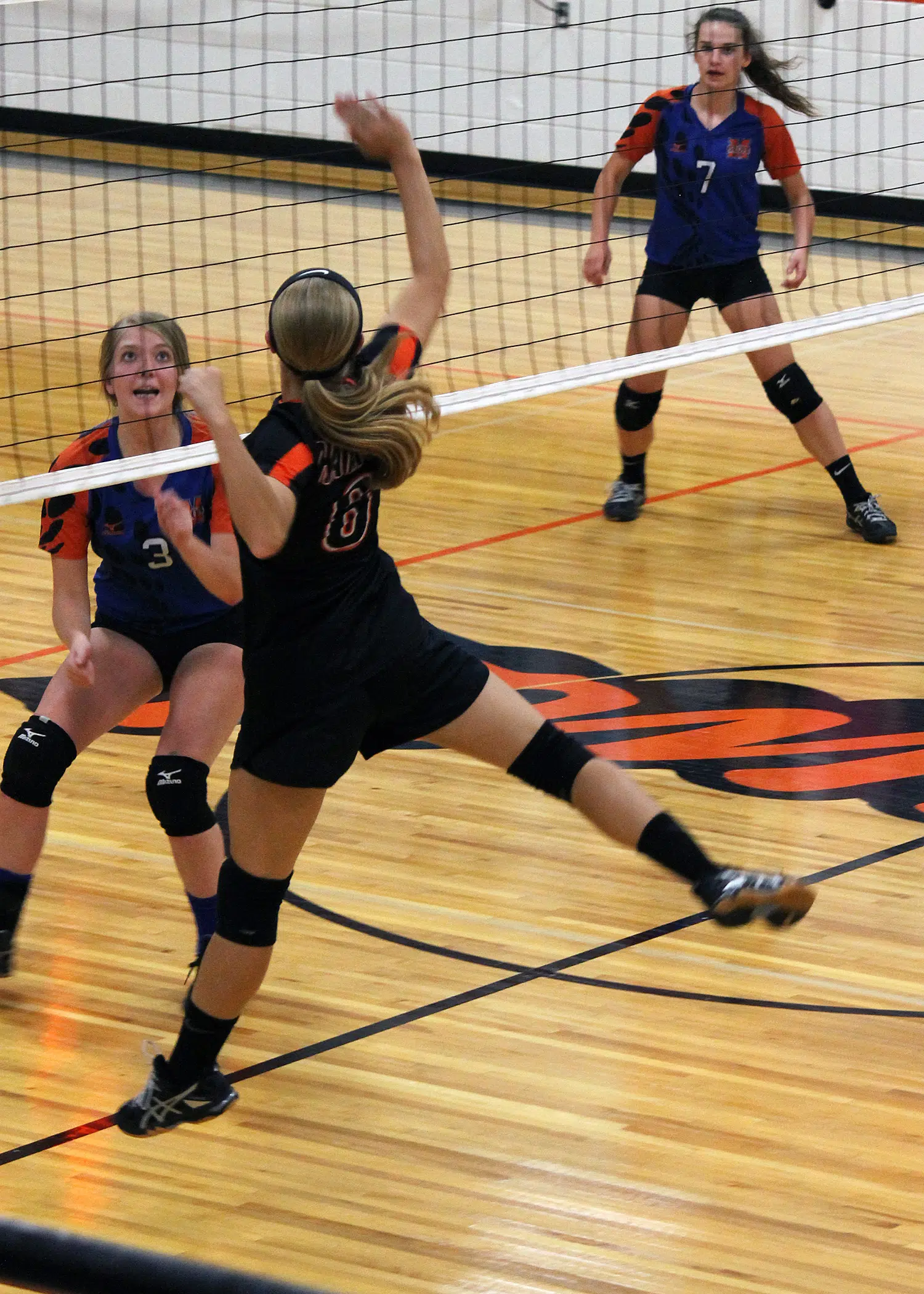 Ramsey Volleyball Goes 2-1 in Patoka Tournament, Falls to Neoga on Monday