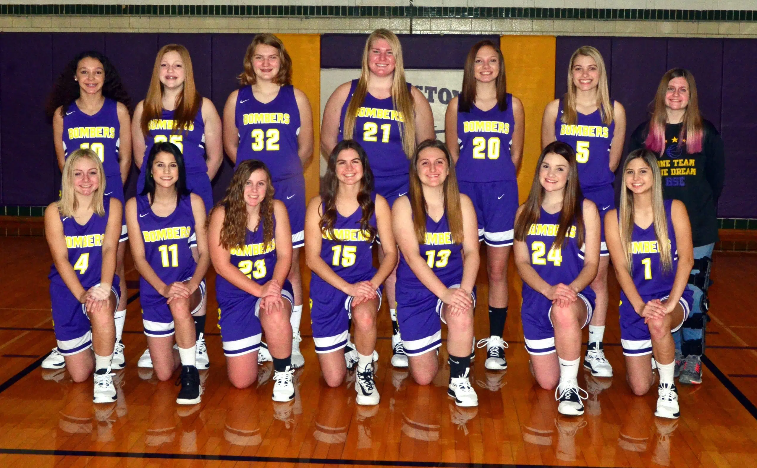 BSE Girls Go 2-0 to Start Pana Thanksgiving Tournament Play