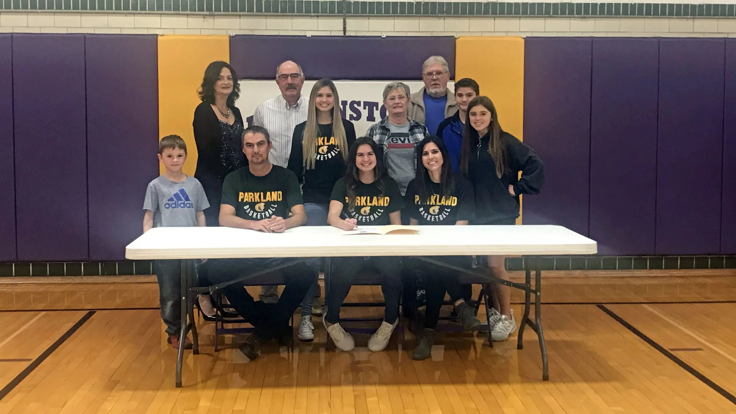 BSE's Wilhour Holds Letter Signing, Will Play Basketball for Parkland College