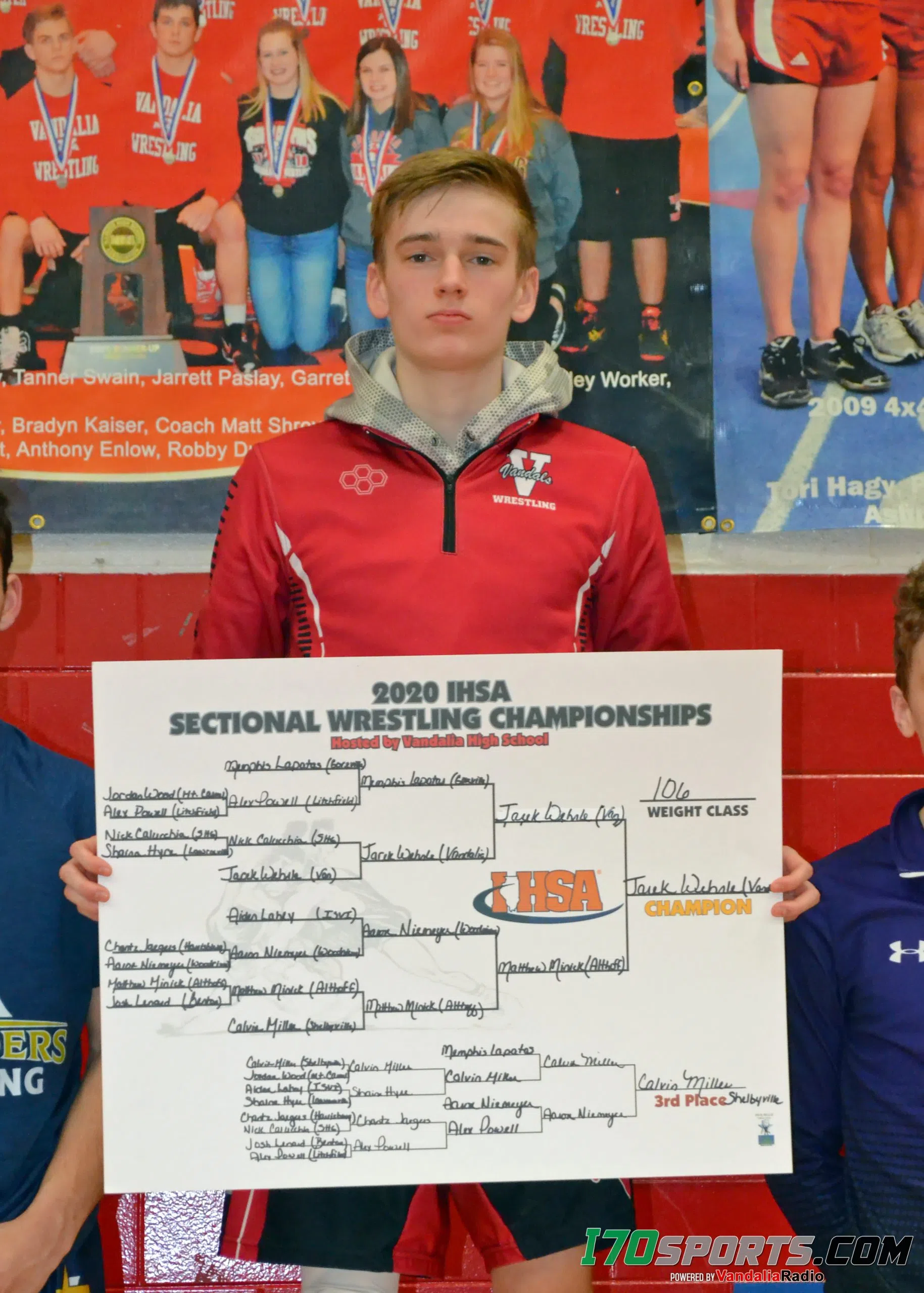 Vandals Wrestlers-Jarek Wehrle takes 4th place at 106 lbs