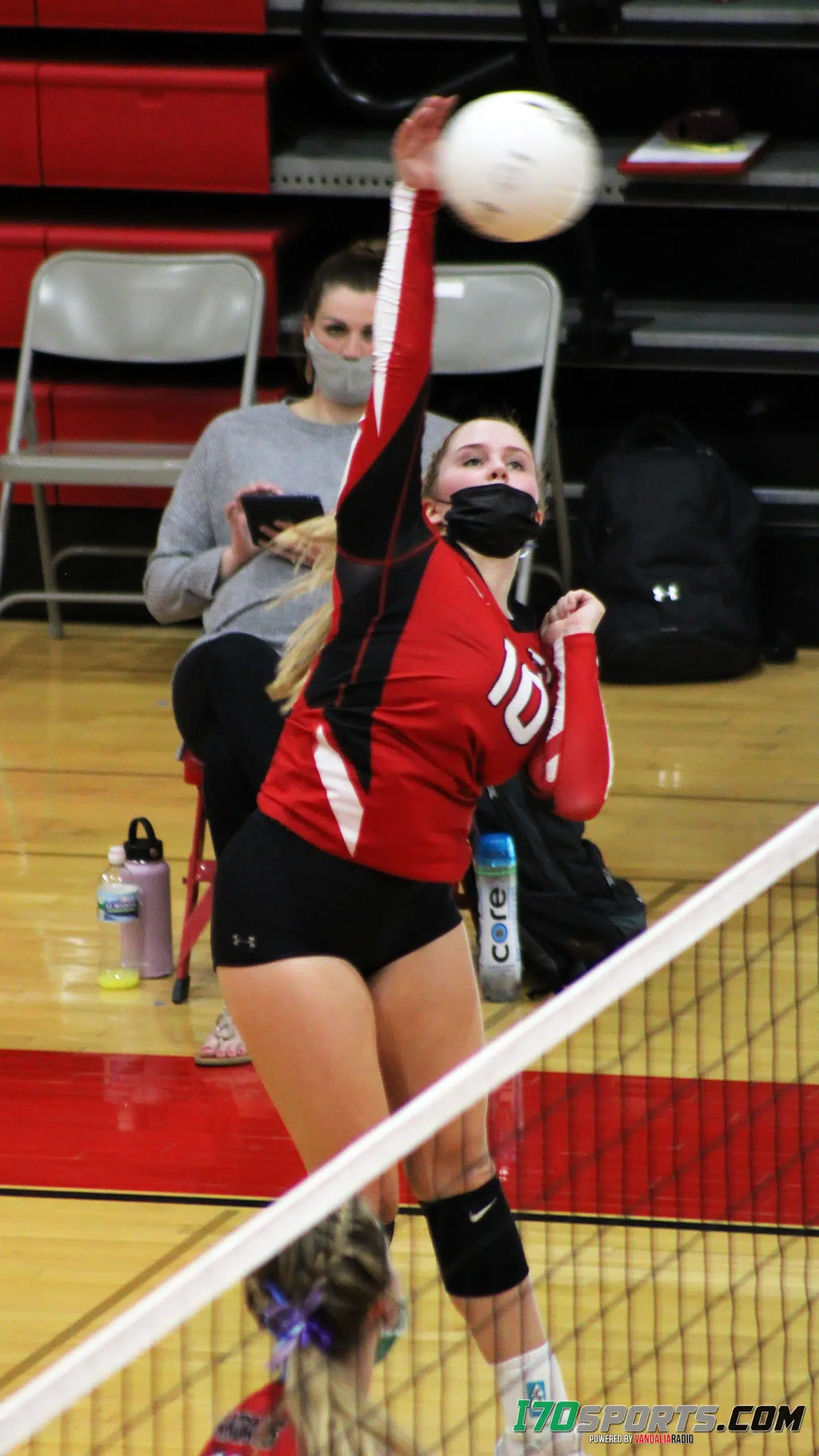 Lady Vandals Volleyball falls to Hillsboro