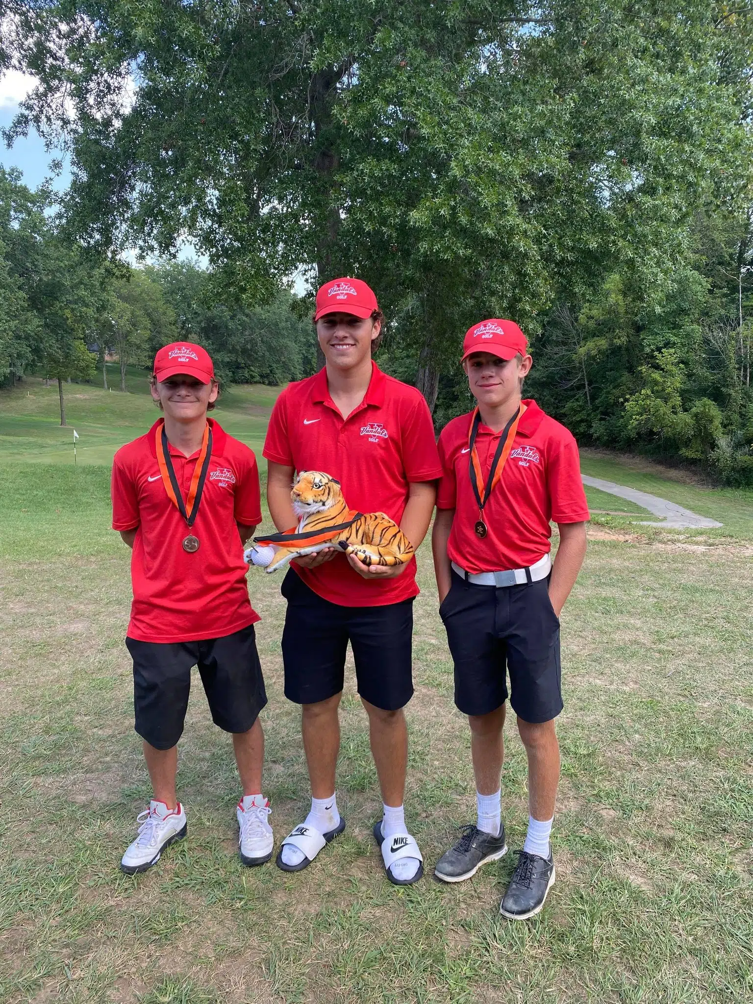 Facing Larger Schools, Vandals Golf takes 4th out of 17 in Tourney, Chase Laack is individual medalist