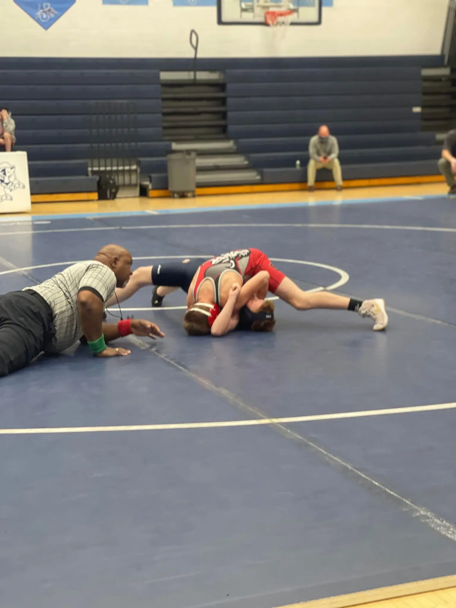 Vandals Jr High Wrestlers pick up 2 dual team wins