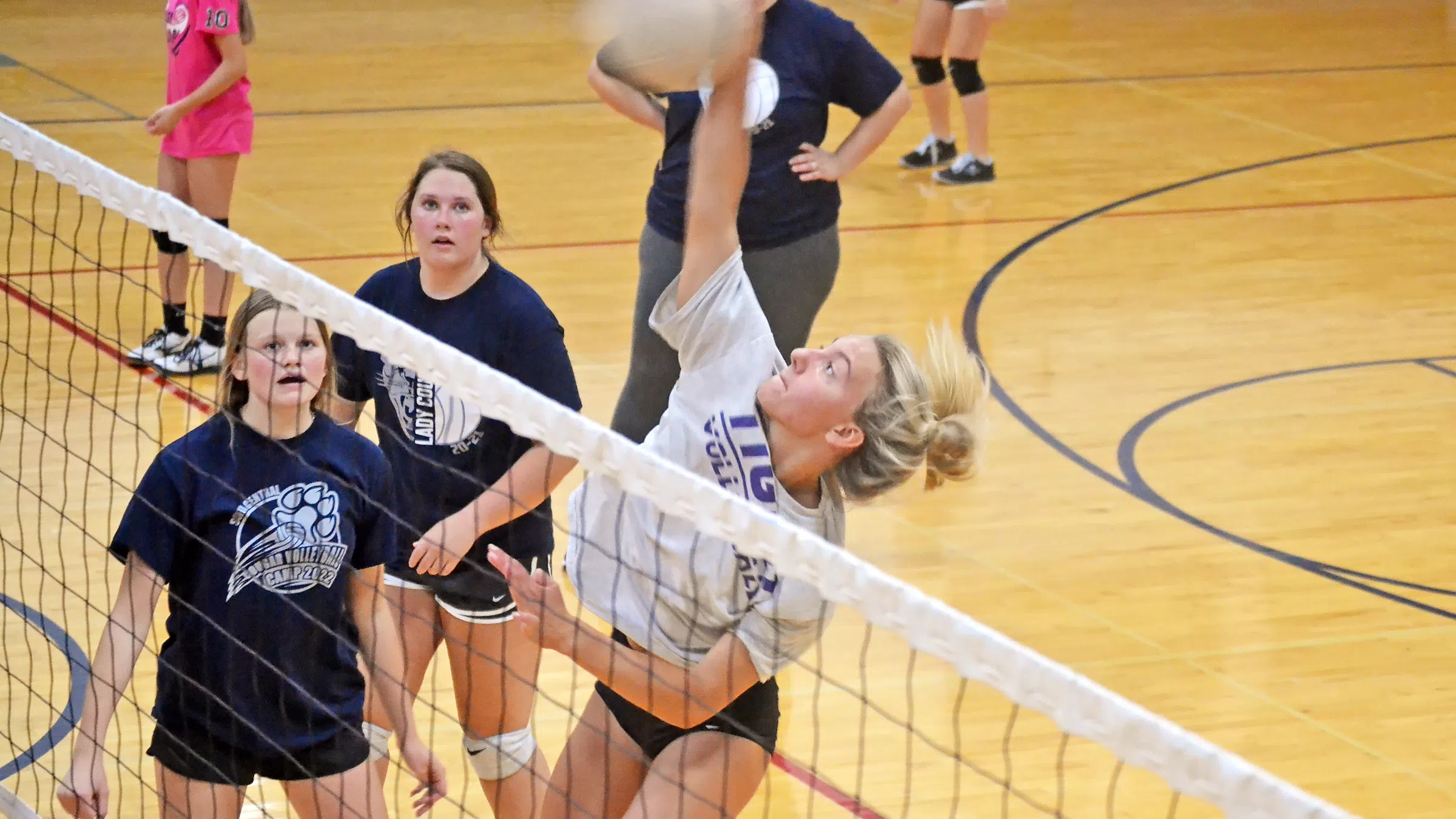 South Central Volleyball getting their season started