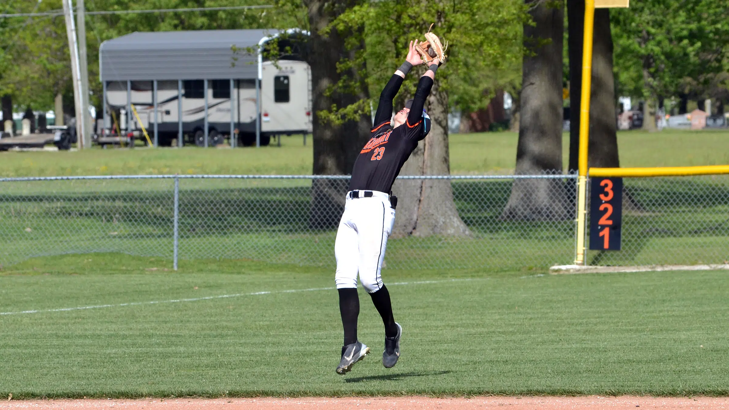 Indians Suffer Heartbreaking Loss at Teutopolis I70Sports