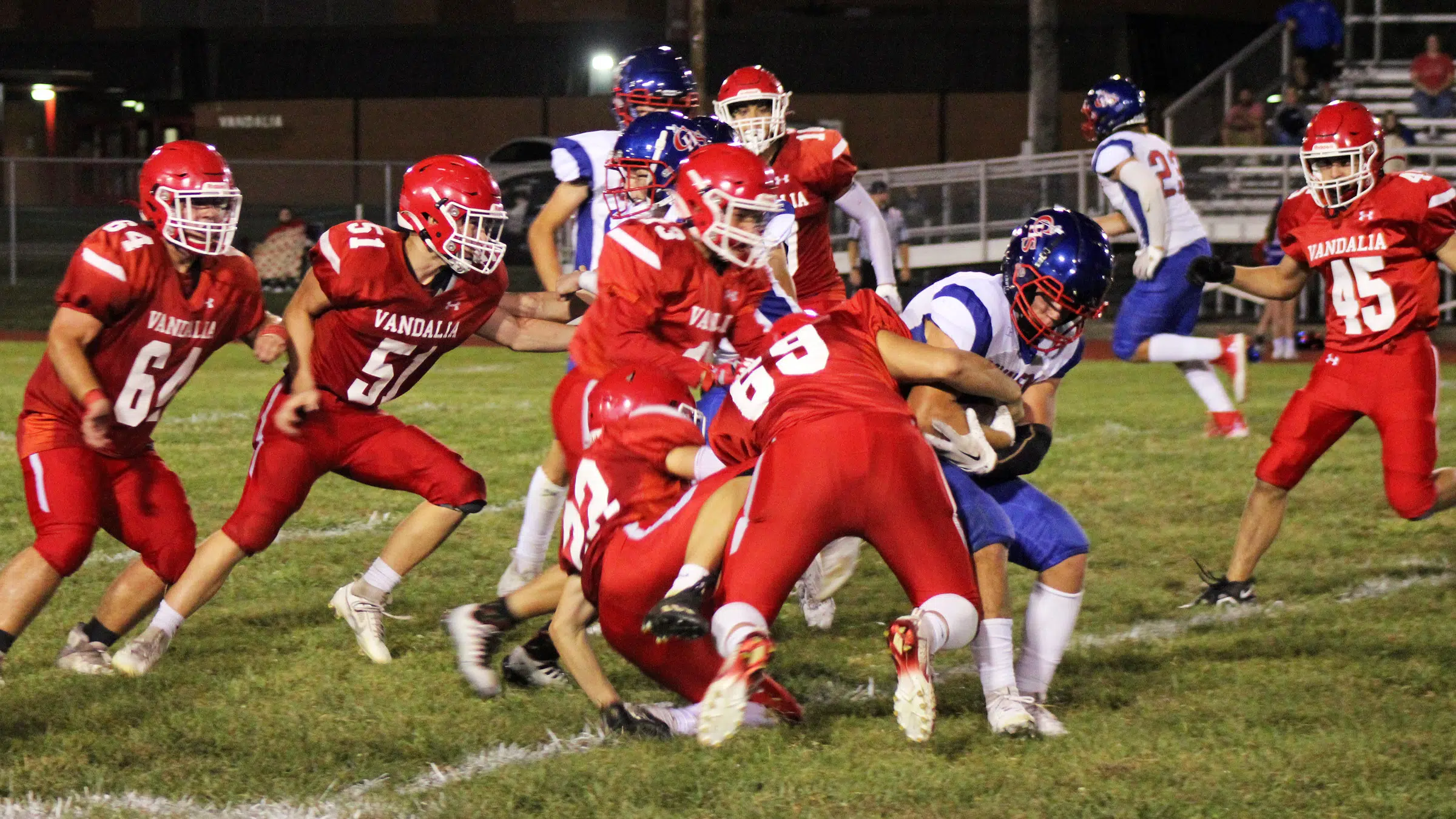 Vandals come up with big home win over Carlinville I70Sports